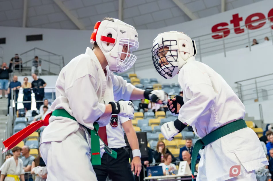 3 tytuły Mistrzów Polski i 6. miejsce drużynowo na Mistrzostwach Polski dla zawodników Limanowskiego Klubu Kyokushin Karate - zdjęcie 16