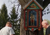 Powrót Kapliczki Chrystusa Frasobliwego w Łososinie Górnej i zaproszenie na uroczystość - zdjęcie główne