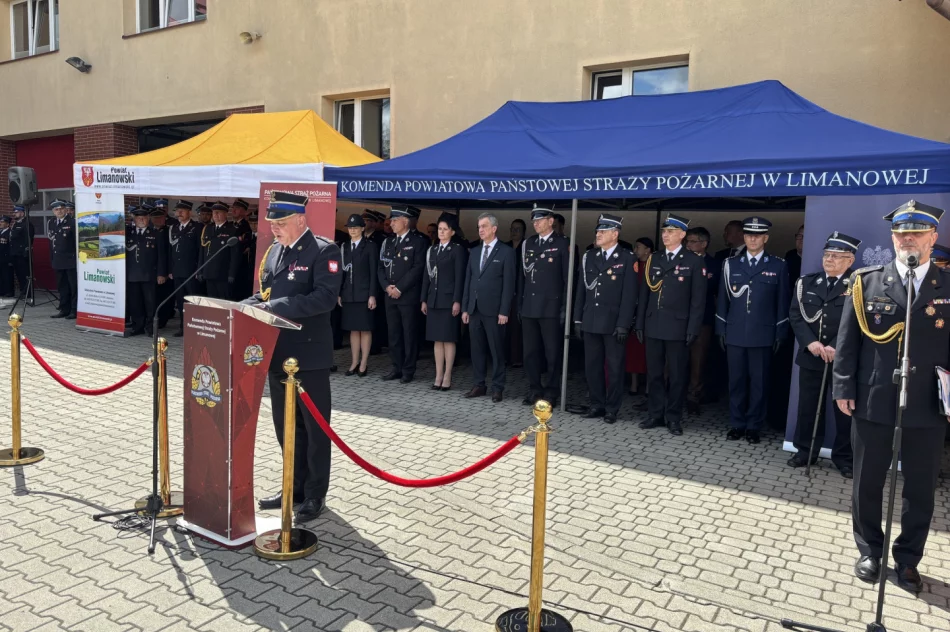 Strażackie święto - przekazano nowe samochody (ZDJĘCIA) - zdjęcie 15