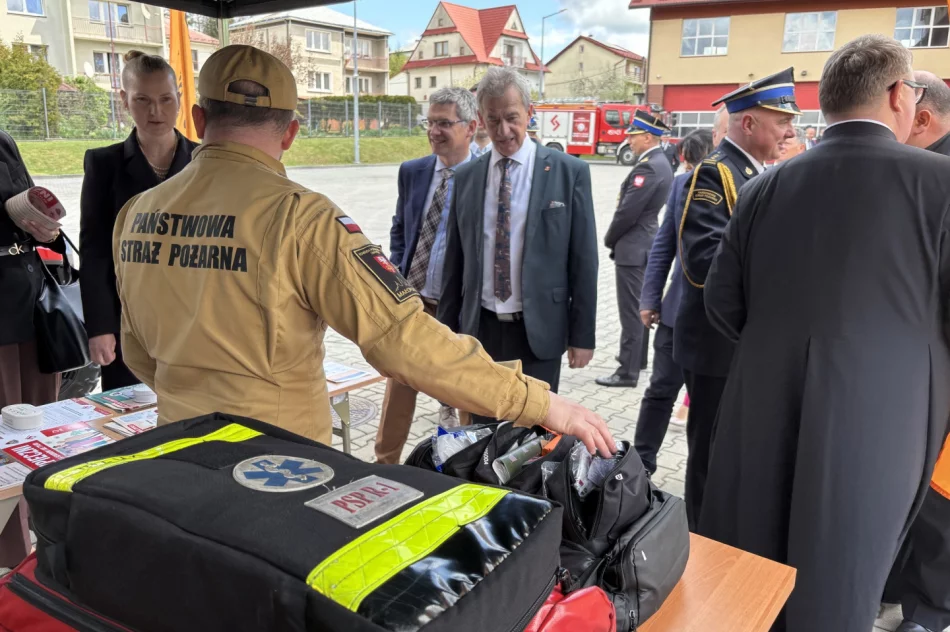 Strażackie święto - przekazano nowe samochody (ZDJĘCIA) - zdjęcie 19