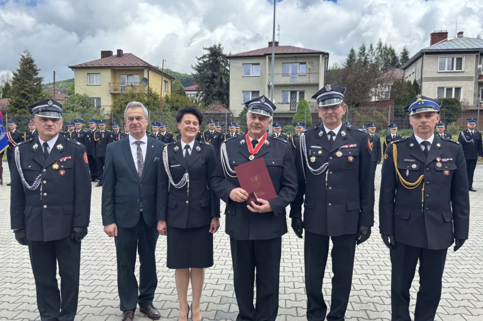 Strażackie święto - przekazano nowe samochody (ZDJĘCIA) - zdjęcie 20