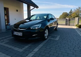 Opel Astra 1,4 Turbo Active - Zdjęcie główne