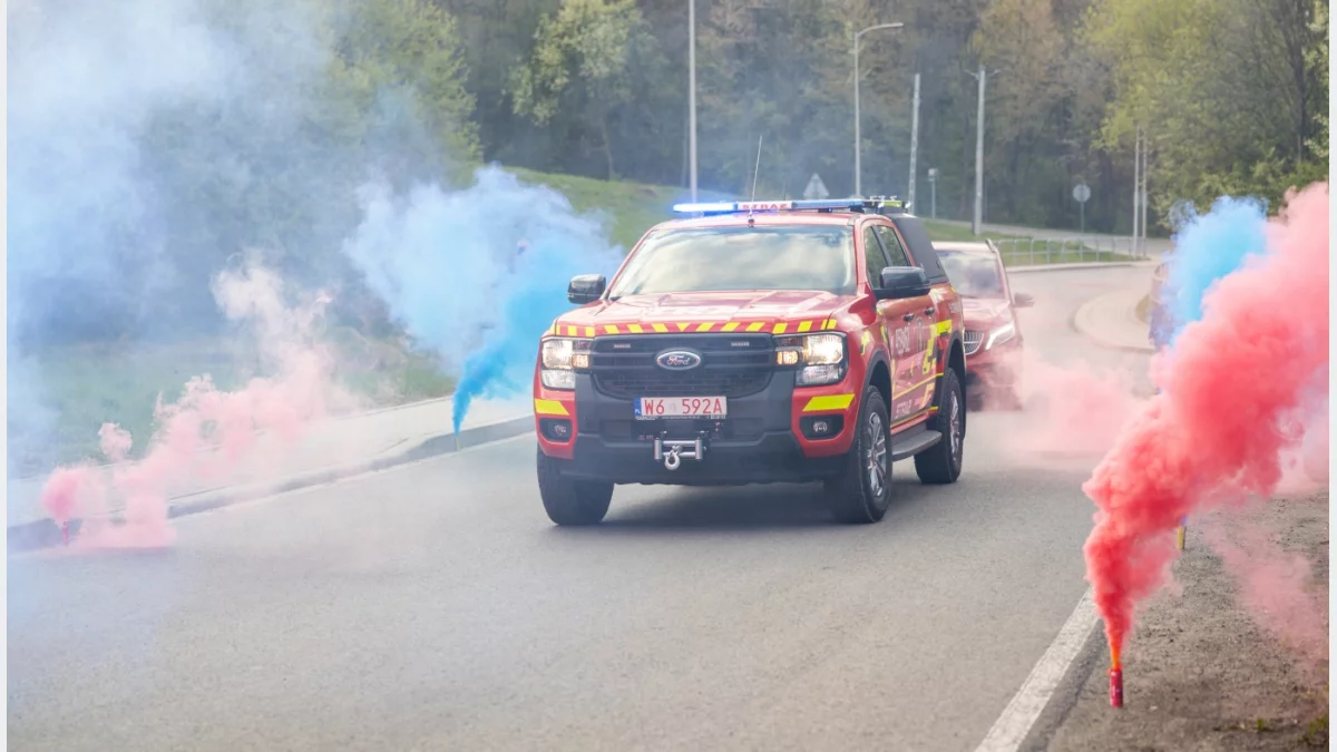 Nowy lekki samochód rozpoznawczo-ratowniczy Ford Ranger OSP Słopnice Górne