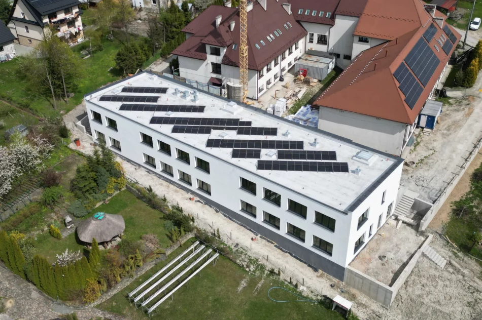 Budowa przedszkola w Starej Wsi-Woli na finiszu. Minął rok od podpisania umowy - zdjęcie 9