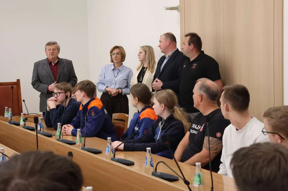 Międzynarodowe spotkanie Młodzieżowych Drużyn Pożarniczych w Limanowej - zdjęcie 6