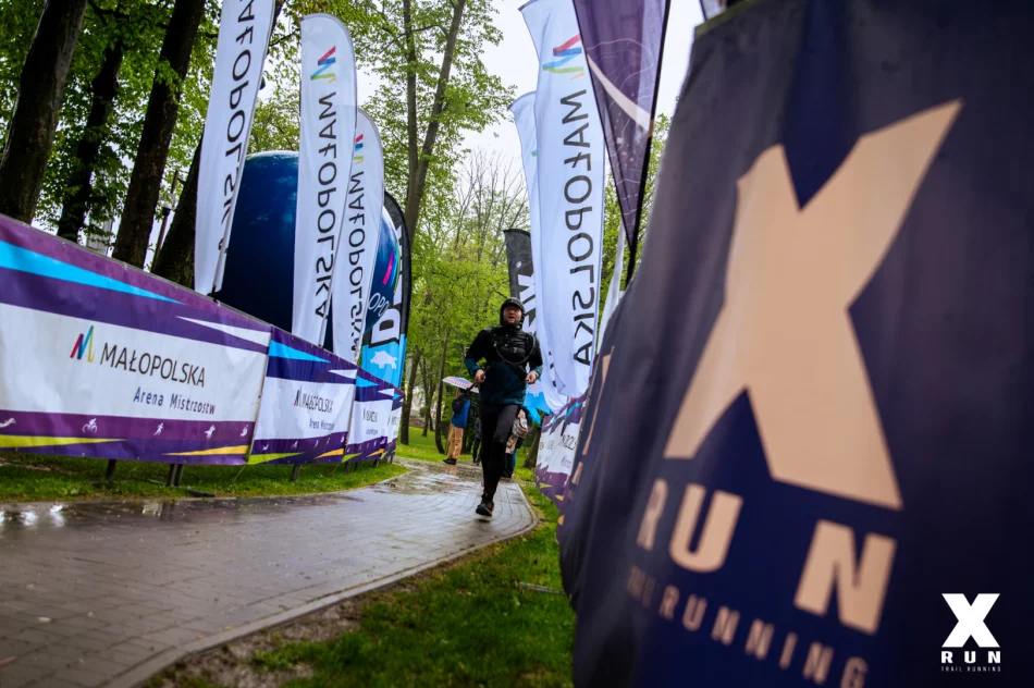 Deszcz nie wystraszył biegaczy! Rekordowy Wyspowy Trail w Limanowej za nami - zdjęcie 6
