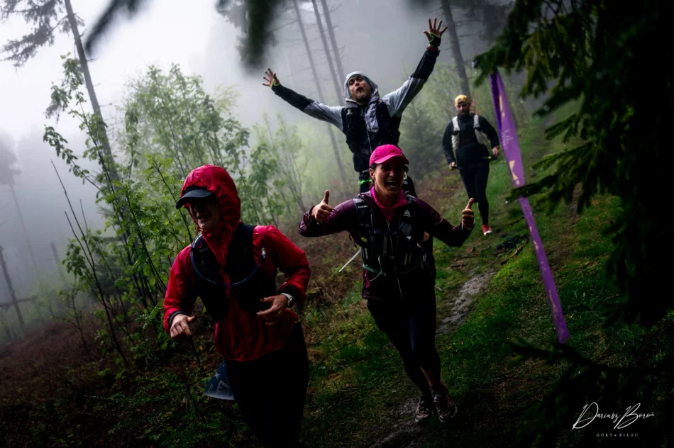 Deszcz nie wystraszył biegaczy! Rekordowy Wyspowy Trail w Limanowej za nami - zdjęcie 10