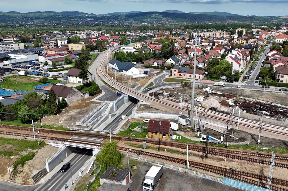 Tory gotowe - wkrótce ruszą po nich pociągi (ZDJĘCIA) - zdjęcie 16