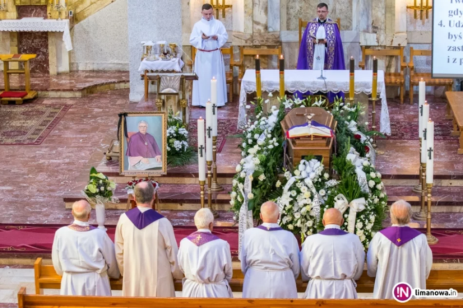 Ostatnie pożegnanie ks. prałata Jana Bukowca - zdjęcie 1