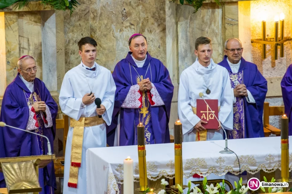 Ostatnie pożegnanie ks. prałata Jana Bukowca - zdjęcie 10