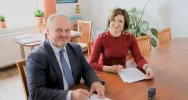Nowy plac zabaw oraz remont boiska wielofunkcyjnego w Męcinie - zdjęcie 2