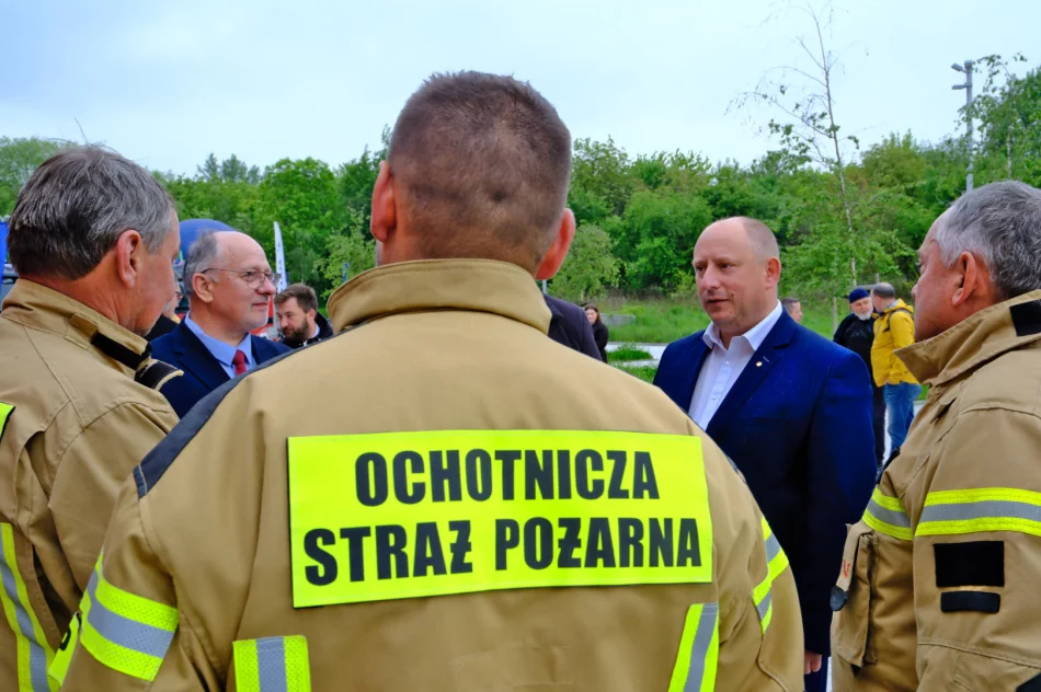 Nowe wozy strażackie dla OSP. Trafią też na Limanowszczyznę - zdjęcie 3