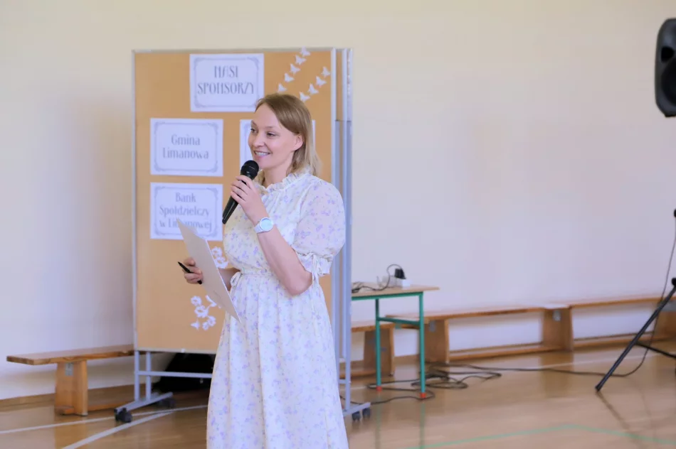 „Pan Tadeusz” wybrzmiał w Starej Wsi. Gminny Konkurs Recytatorski rozstrzygnięty! - zdjęcie 3