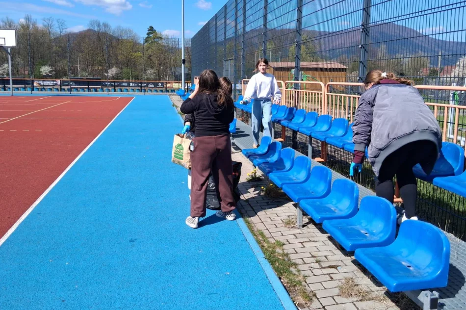 Miasto po wielkim sprzątaniu. Odpady zniknęły z parku, ulic i stadionu - zdjęcie 14