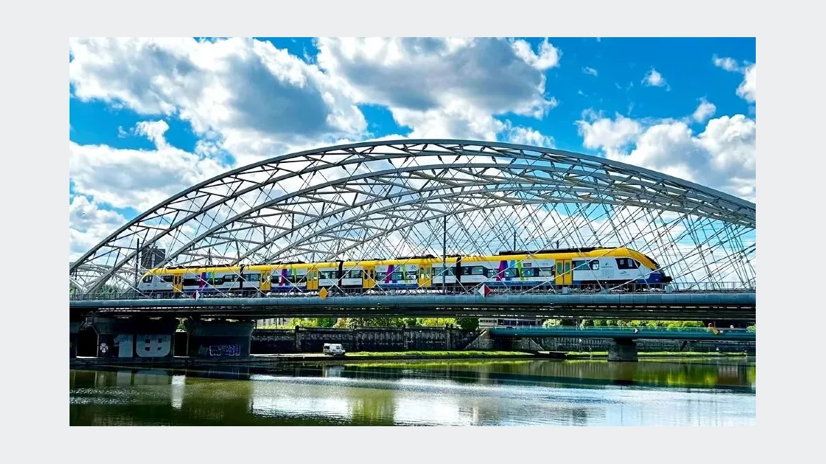 Pociągiem za złotówkę! Specjalne bilety na Dzień Dziecka i długi weekend