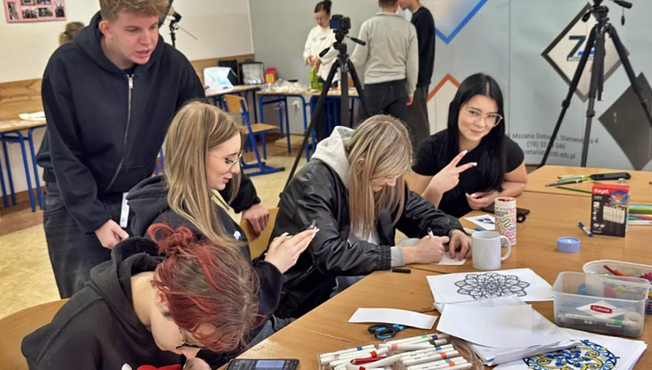 Ósmoklasiści sprawdzali ofertę technikum - zdjęcie 1