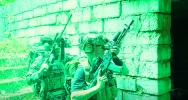 Szkoła prezentuje działania grupy Quick Reaction Force - zdjęcie 2