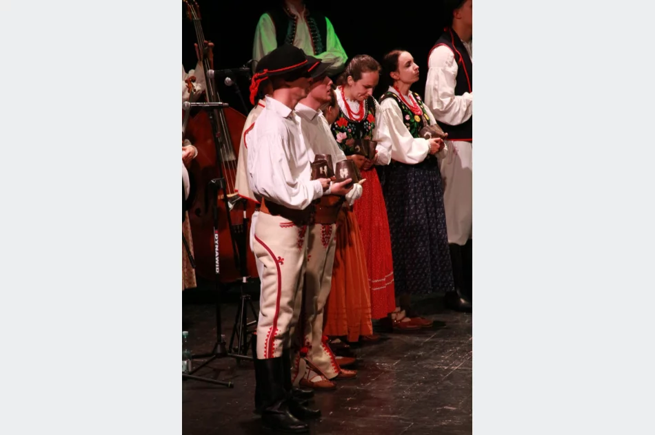 W Limanowskim Domu Kultury odbyło się spotkanie z tradycją i folklorem - zdjęcie 3