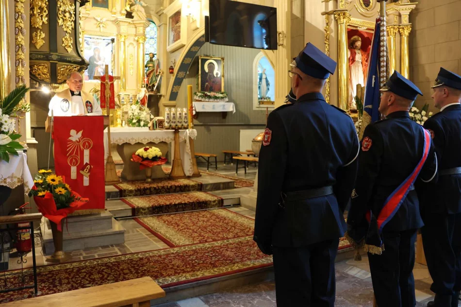 Święto strażaków ochotników w Łososinie Górnej - zdjęcie 17