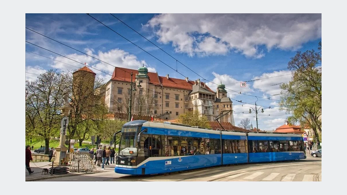 Inicjatorzy referendum: złagodzenie strefy czystego transportu zadaniem dla komisarza