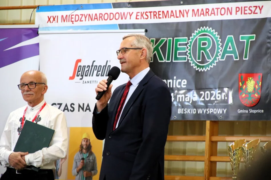 Prawie 400 osób ruszyło na ekstremalny szlak - zdjęcie 11