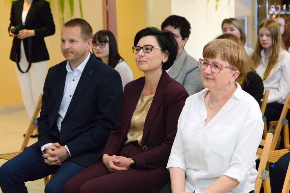 XIV Gminny Konkurs o Janie Pawle II „Szukałem Was – idziemy za Tobą" - zdjęcie 2