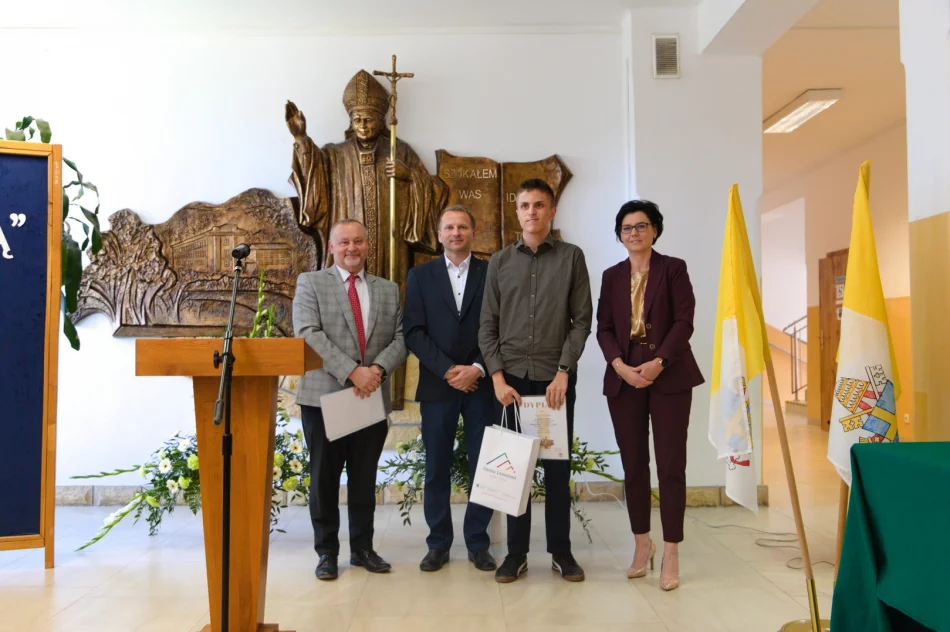 XIV Gminny Konkurs o Janie Pawle II „Szukałem Was – idziemy za Tobą" - zdjęcie 17