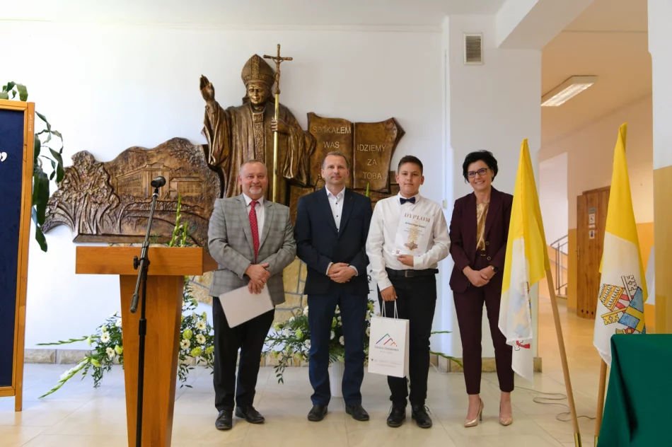 XIV Gminny Konkurs o Janie Pawle II „Szukałem Was – idziemy za Tobą" - zdjęcie 19