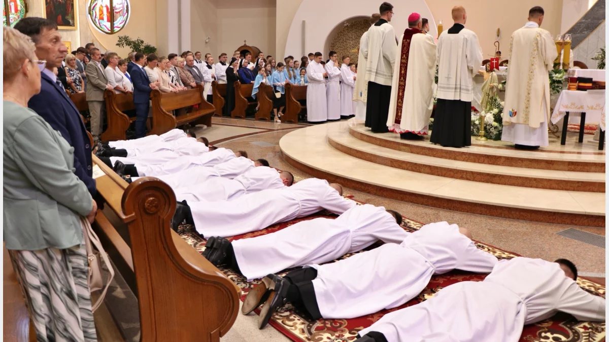 Uroczystość święceń diakonatu w kościele św. Andrzeja w Słopnicach