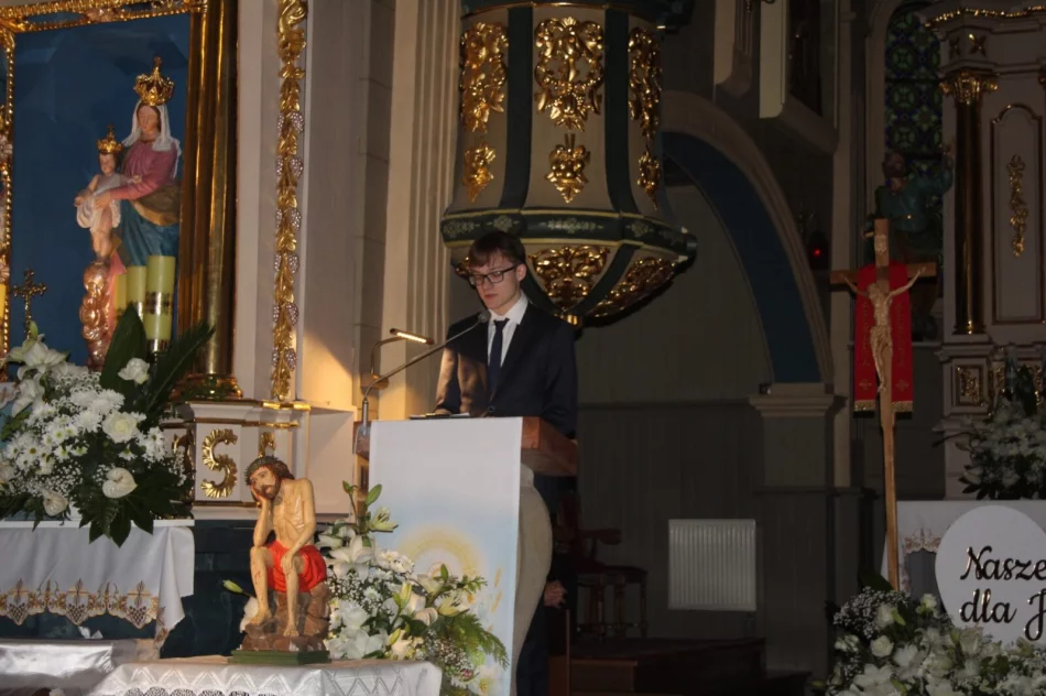 Frasobliwy wrócił na stary dąb - zdjęcie 20