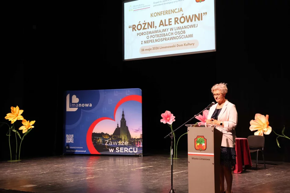  „Różni, ale równi” – w Limanowej rozmawiano o potrzebach osób z niepełnosprawnościami - zdjęcie 17