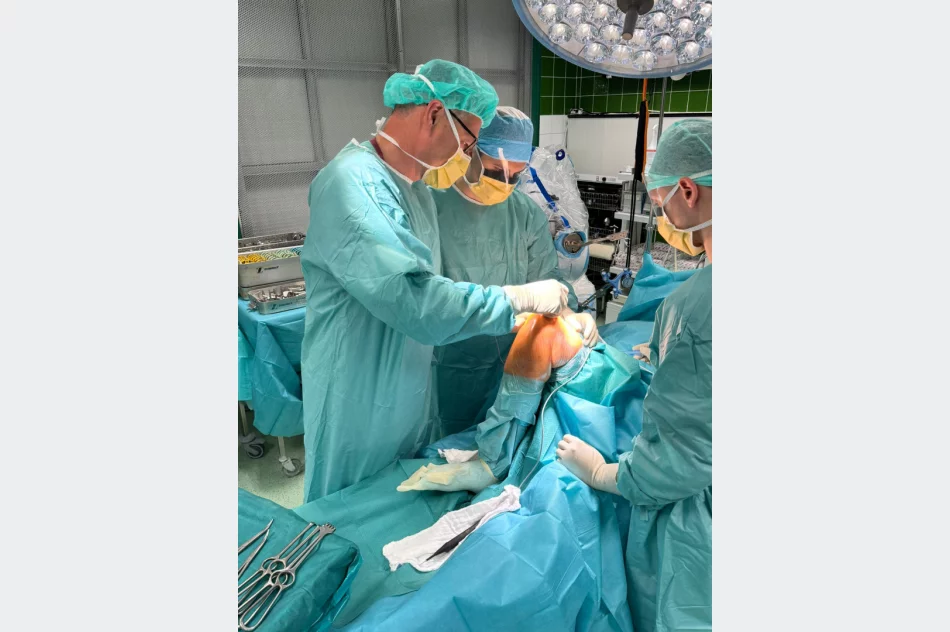 Szpital Rydygiera: ponad 250 operacji z robotem ROSA - zdjęcie 8