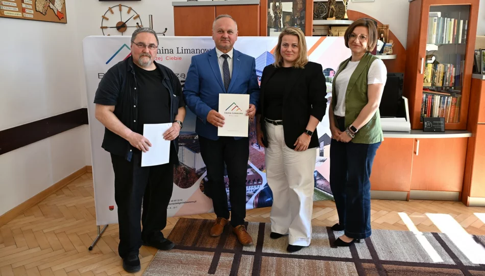 Przekazanie placu budowy pod remont drogi gminnej Kanina - Trzaskonki - zdjęcie 1