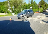 Dwie osoby w szpitalu po zderzeniu na powiatówce - zdjęcie główne
