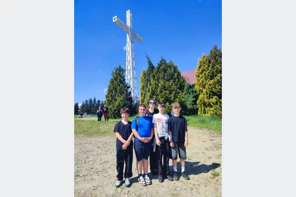 Blisko sto osób na górskim szlaku - zdjęcie 2