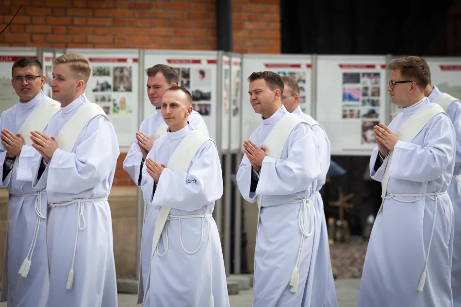 Diecezja Tarnowska ma czternastu neoprezbiterów - zdjęcie 10