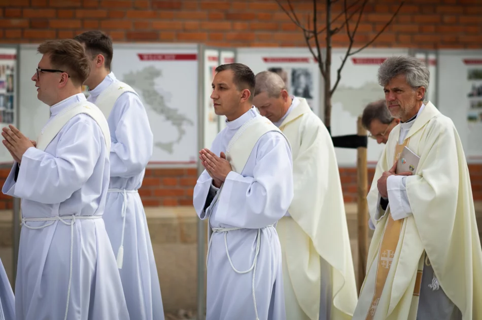Diecezja Tarnowska ma czternastu neoprezbiterów - zdjęcie 11