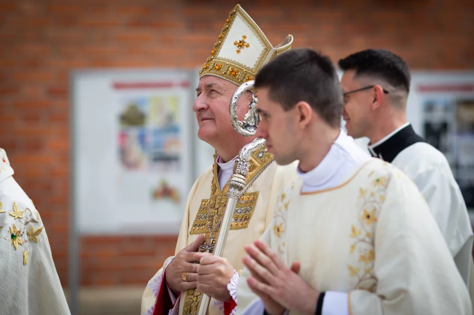 Diecezja Tarnowska ma czternastu neoprezbiterów - zdjęcie 14