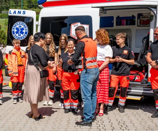 Przekazano ambulans dla Maltańczyków z oddziału Łostówka - Zdjęcie główne