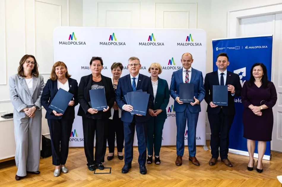 Umowa podpisana – w Limanowej powstanie pięć parków kieszonkowych - zdjęcie 4