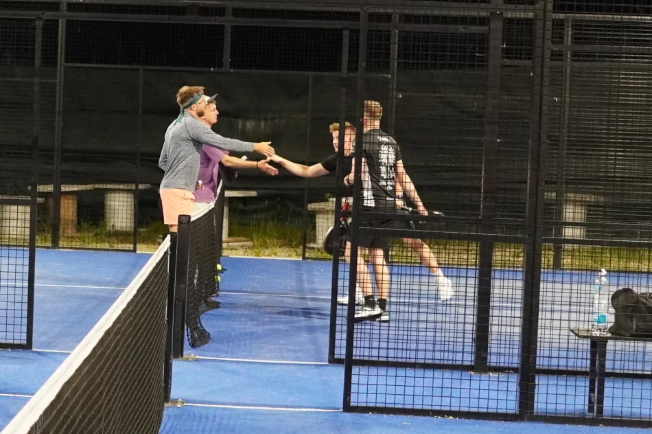 Padel Arena nie śpi - nocne Mexicano na kortach - zdjęcie 14