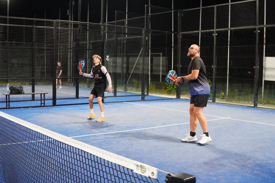 Padel Arena nie śpi - nocne Mexicano na kortach - zdjęcie 12