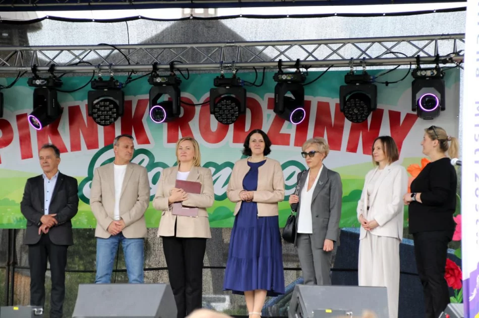 Międzynarodowe występy na rodzinnym pikniku (ZDJĘCIA) - zdjęcie 11
