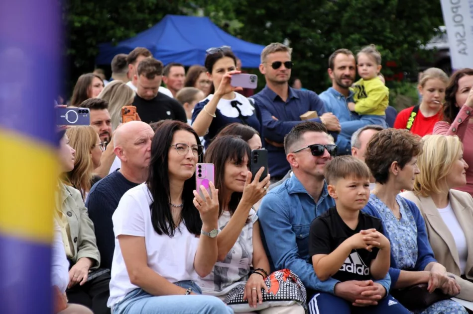 Międzynarodowe występy na rodzinnym pikniku (ZDJĘCIA) - zdjęcie 16