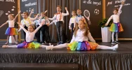 „Nowa scena – nowe możliwości…” - wyjątkowy Dzień Dziecka w SP w Pisarzowej - zdjęcie 3