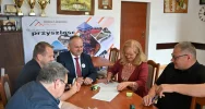 Oświetlenia boiska piłkarskiego oraz budowa mikro-instalacji fotowoltaicznej w Pisarzowej - zdjęcie 3