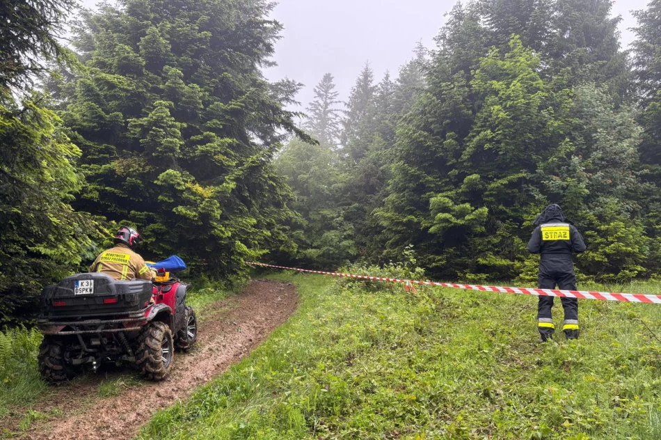 Katastrofa śmigłowca. Odnaleziono wrak maszyny i ciało pilota - zdjęcie 2