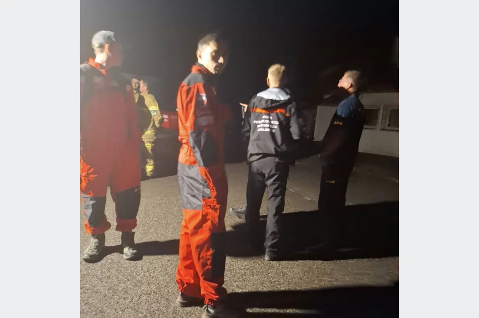 Kulisy nocnej akcji: jak szukano zaginionego śmigłowca? (ZDJĘCIA) - zdjęcie 3