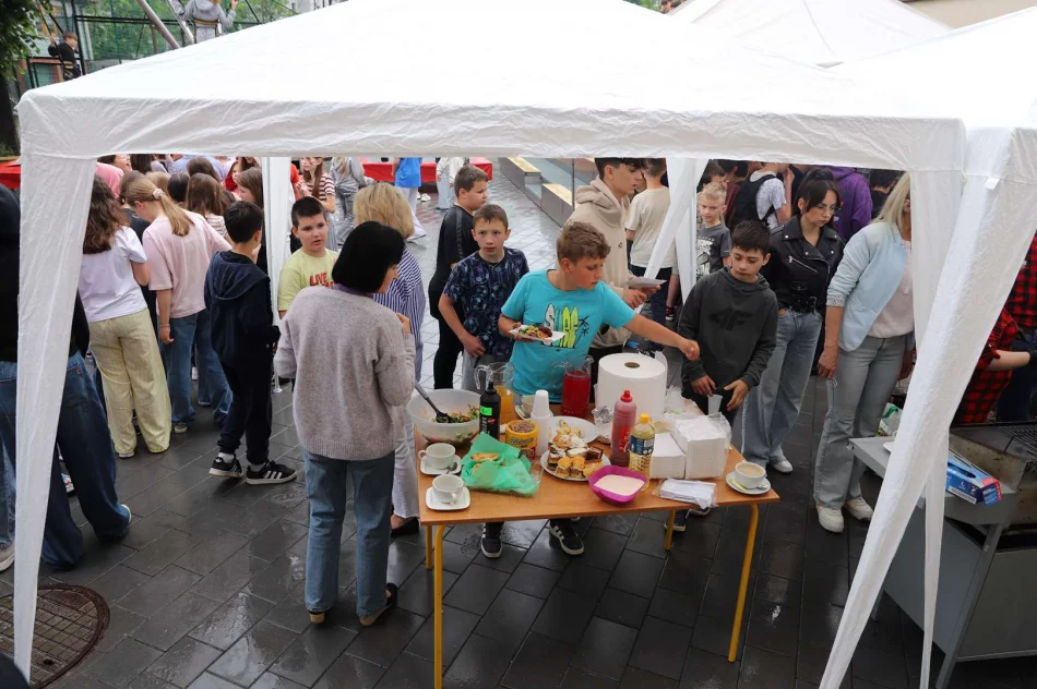 Radosne obchody Dnia Dziecka w ZSP Nr 1 i Miejskim Przedszkolu Nr 3 - zdjęcie 5