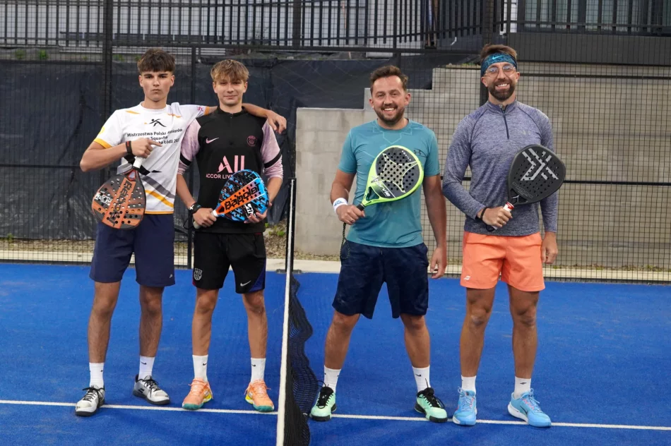 Pierwszy miesiąc ligi padlowej za nami! Wielkie emocje i awanse w Padel Arenie - zdjęcie 15